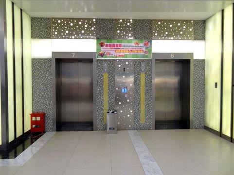 电梯口照片,电梯口里的生活剪影