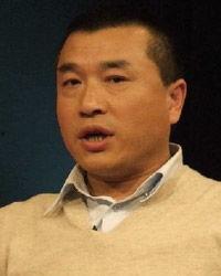 康洪雷 照片,光影交织的艺术人生