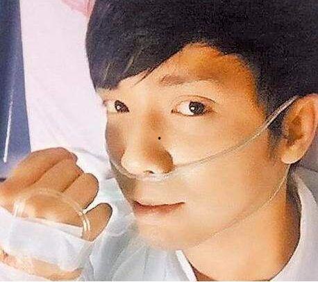 小炳炳背景,从平凡少年到璀璨明星的蜕变之路